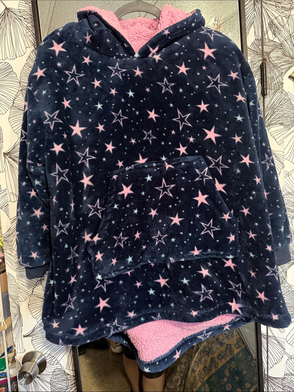 Cozy Star Print Hooded Kids Pajama Top - Navy and Pink